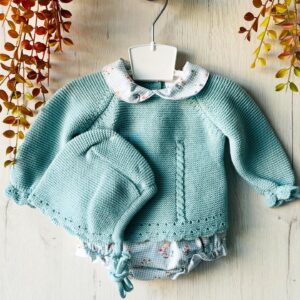 Conjunto punto turquesa con estampado