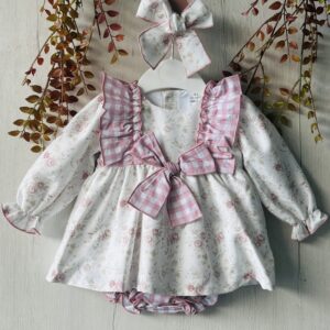 Vestido estampado y Vichy