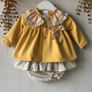 conjunto felpa mostaza